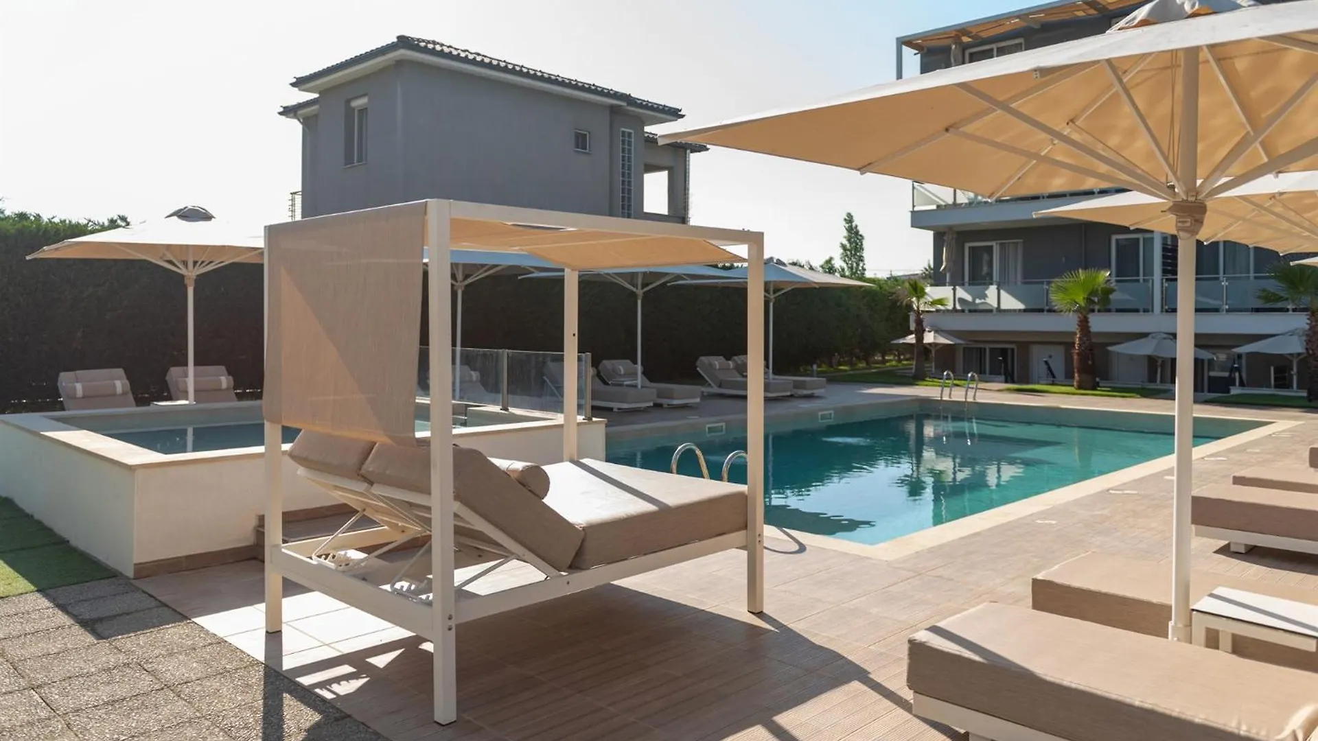 Astra Sarti Luxury Suites 그리스