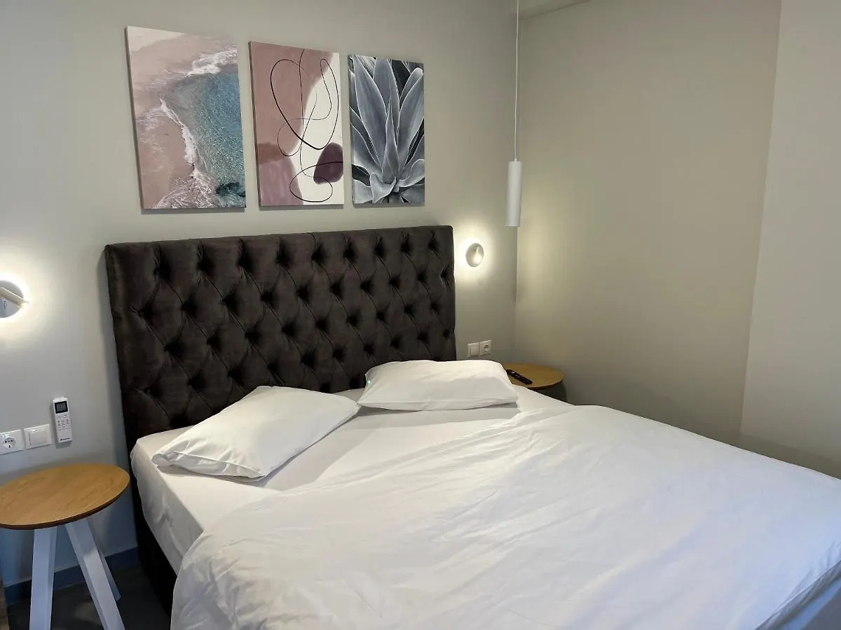 Aparthotel Astra Sarti Luxury Suites