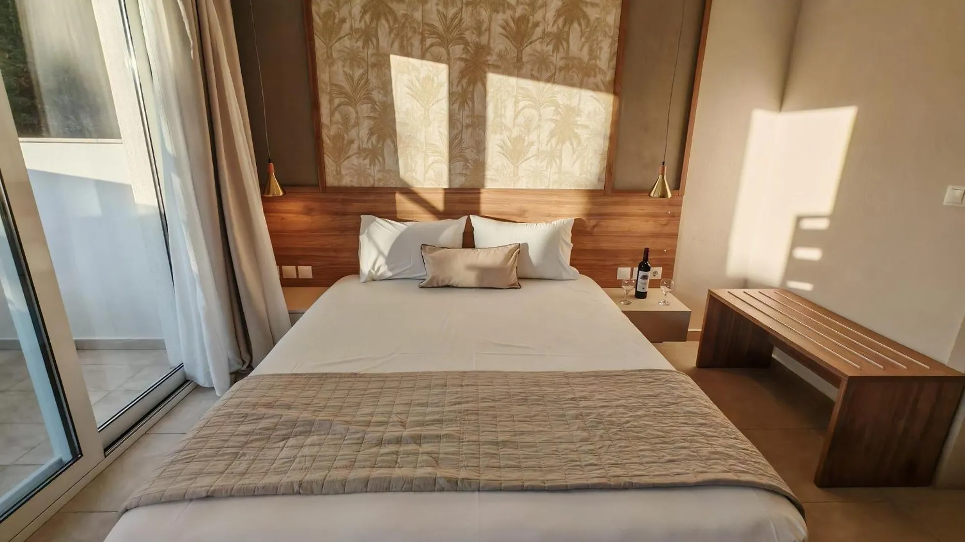 Astra Sarti Luxury Suites