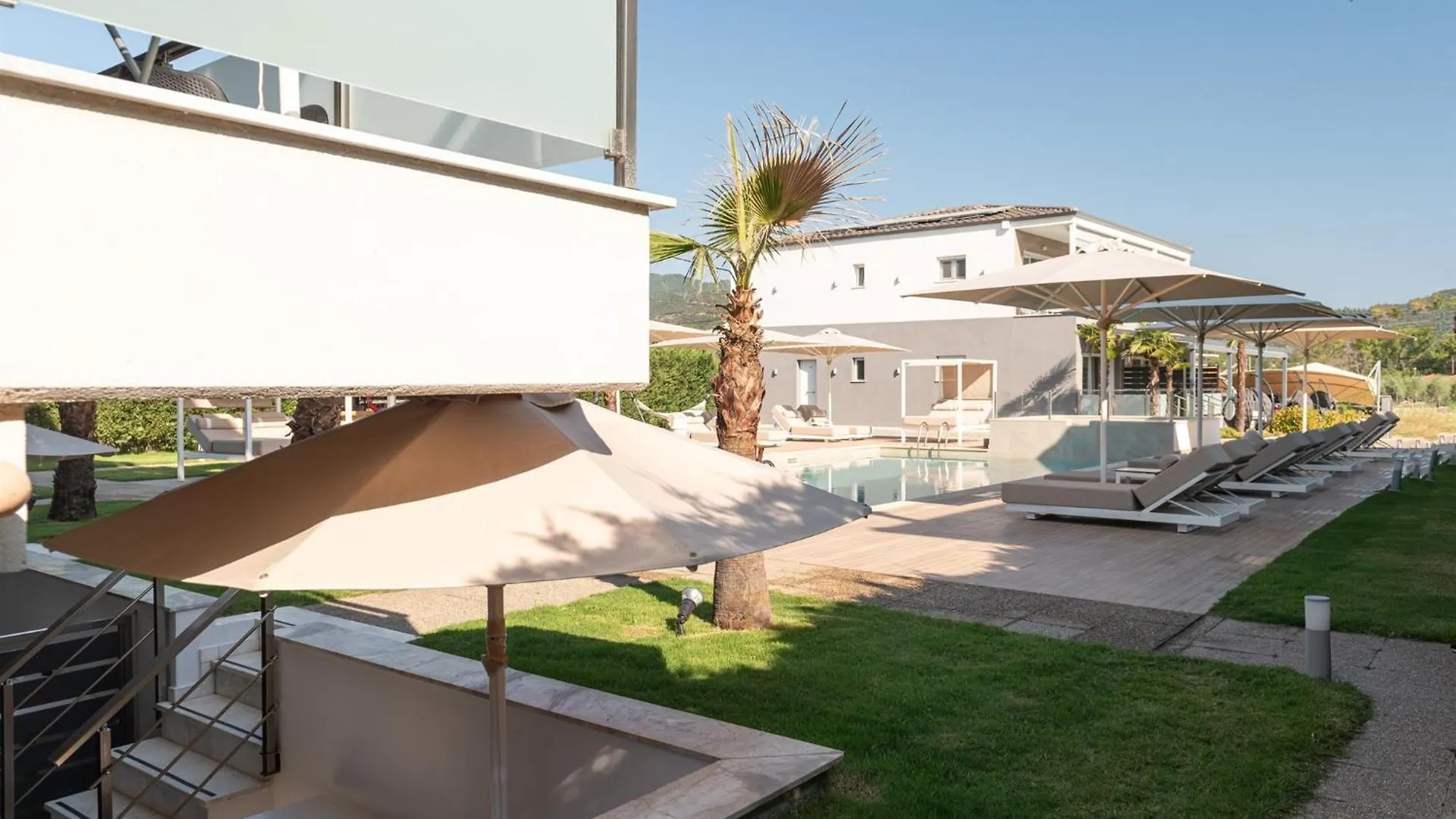 Astra Sarti Luxury Suites Aparthotel
